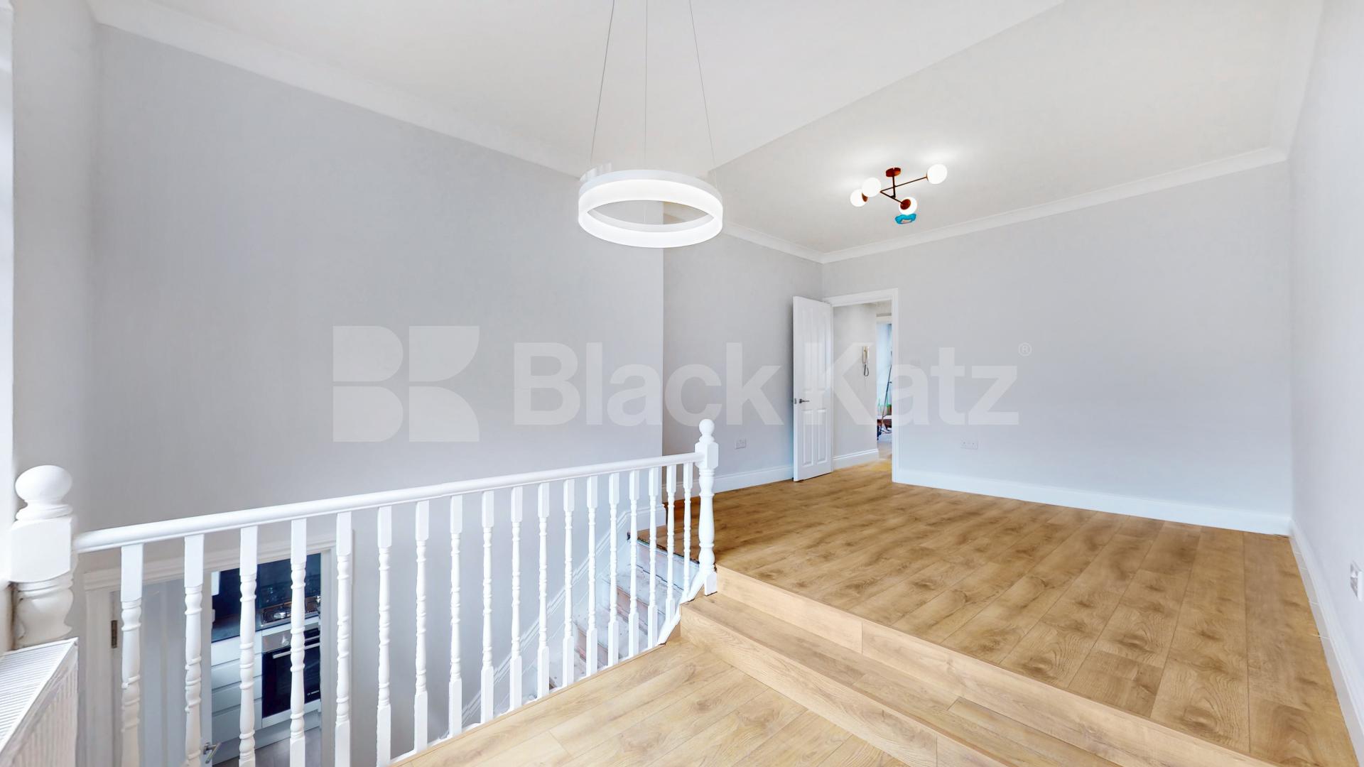 Modern Apartment Colville Road, Notting Hill